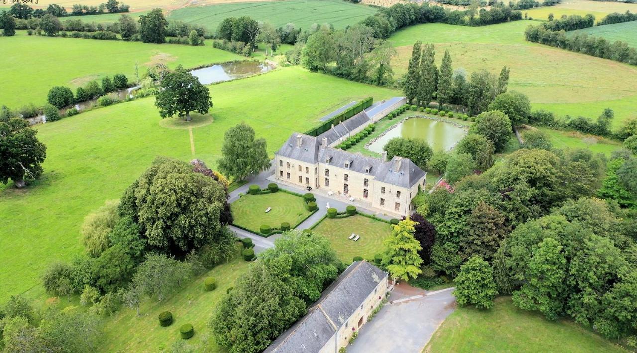 Chateau Du Bu Anctoville Exteriér fotografie